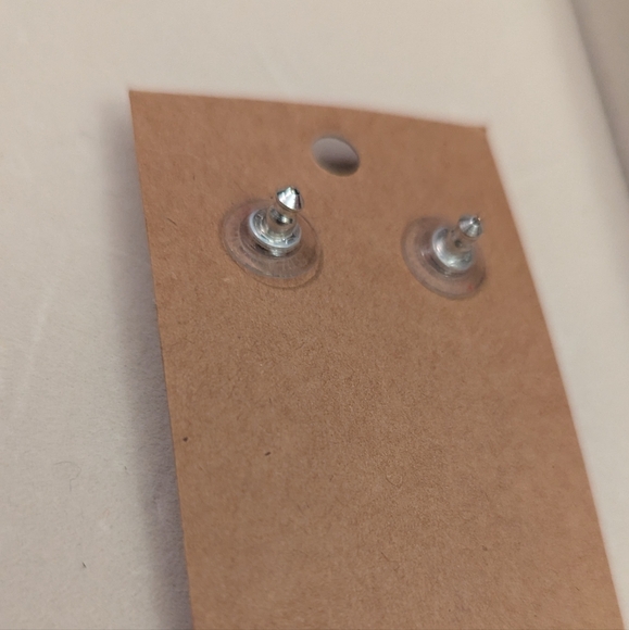 Vintage Carolee faux pearl earrings - Picture 3 of 4